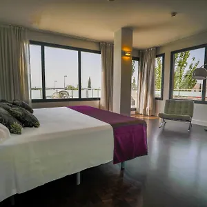 Yit Conquista De Granada Otel