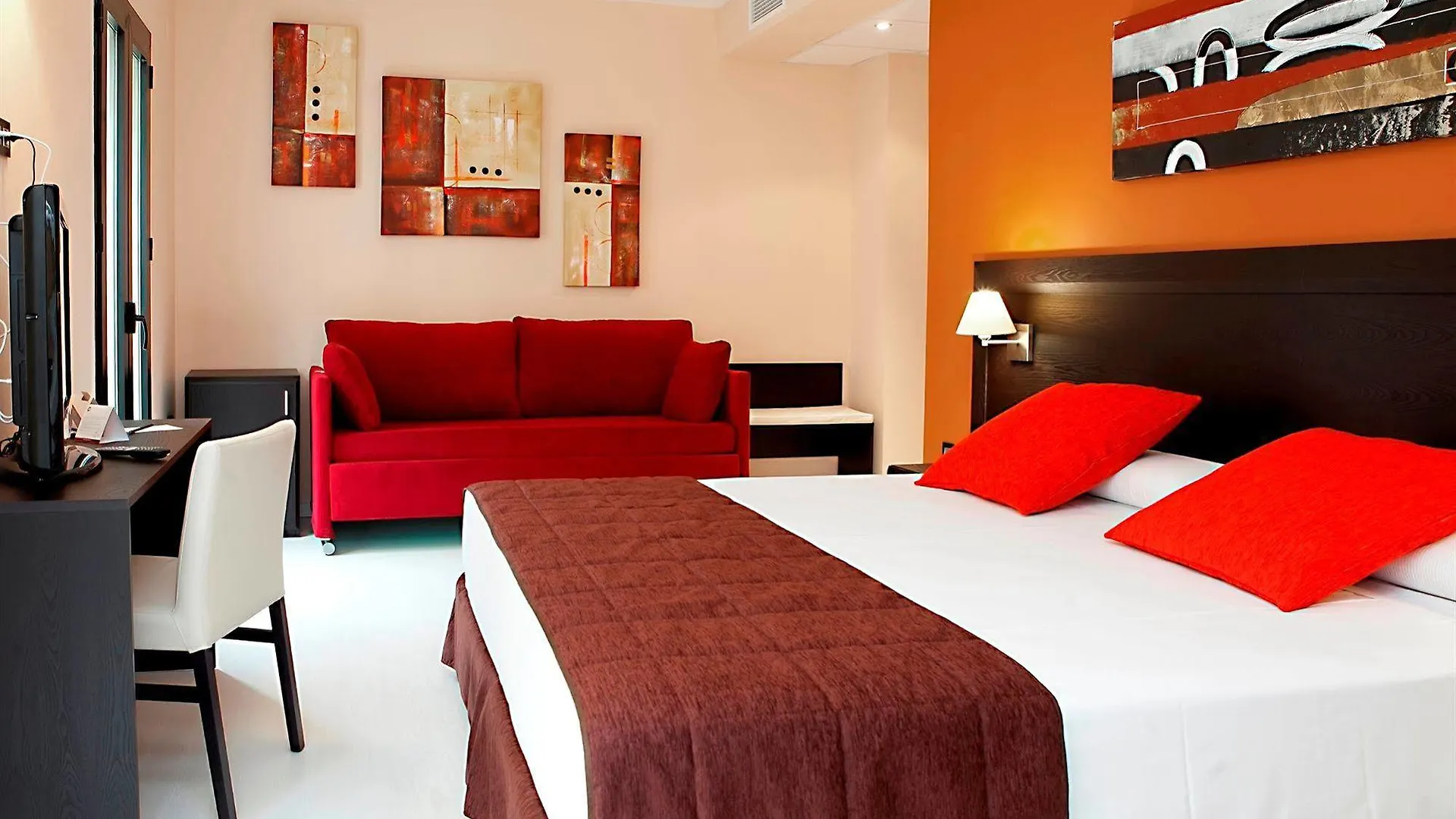 Hotel Exe Malaga Museos