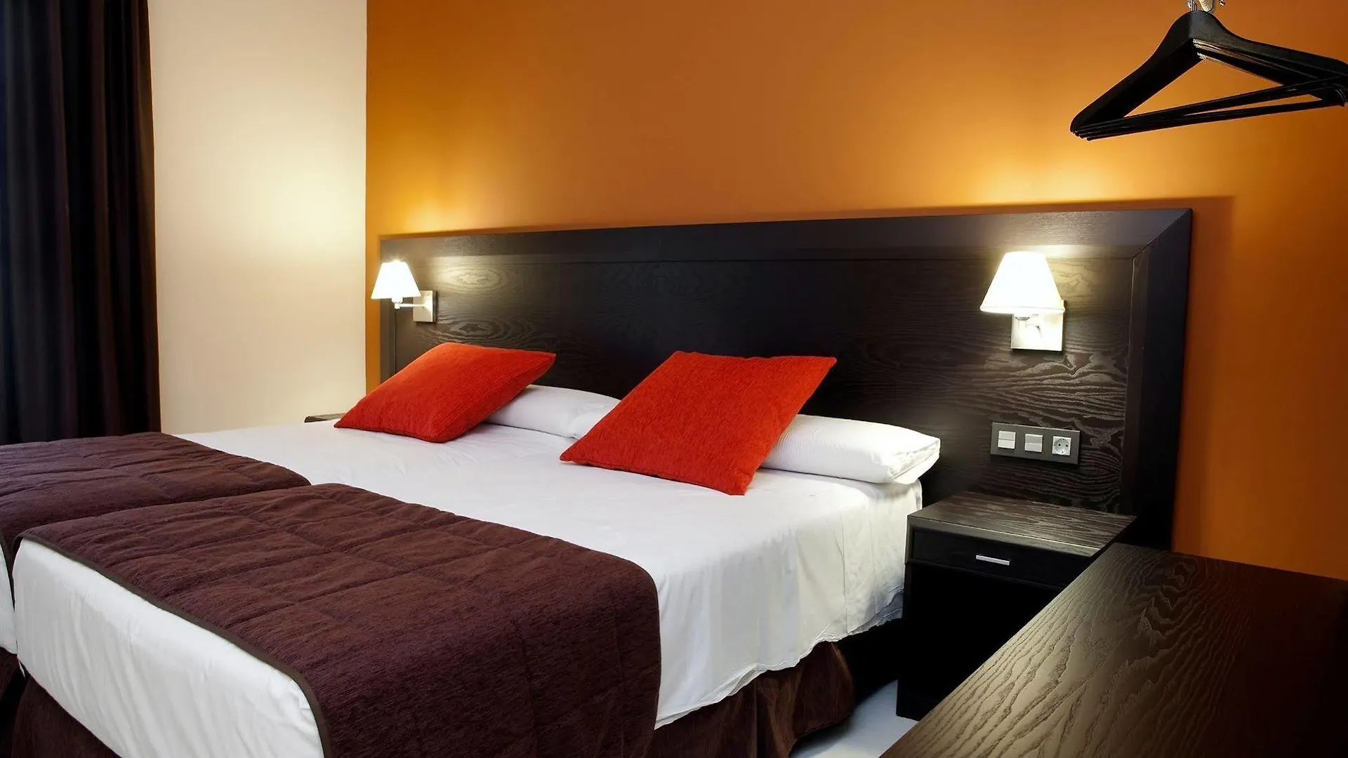 Hotel Exe Malaga Museos
